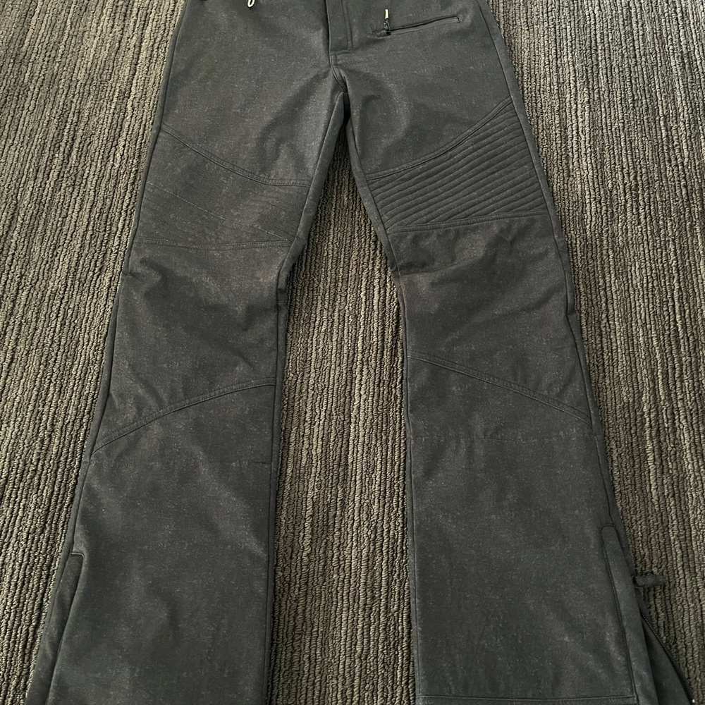 Black cargo Snowboard pants - never worn